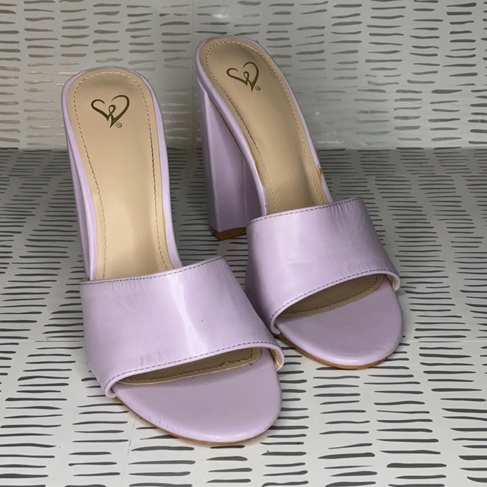 Size 8 Lavender Heels
